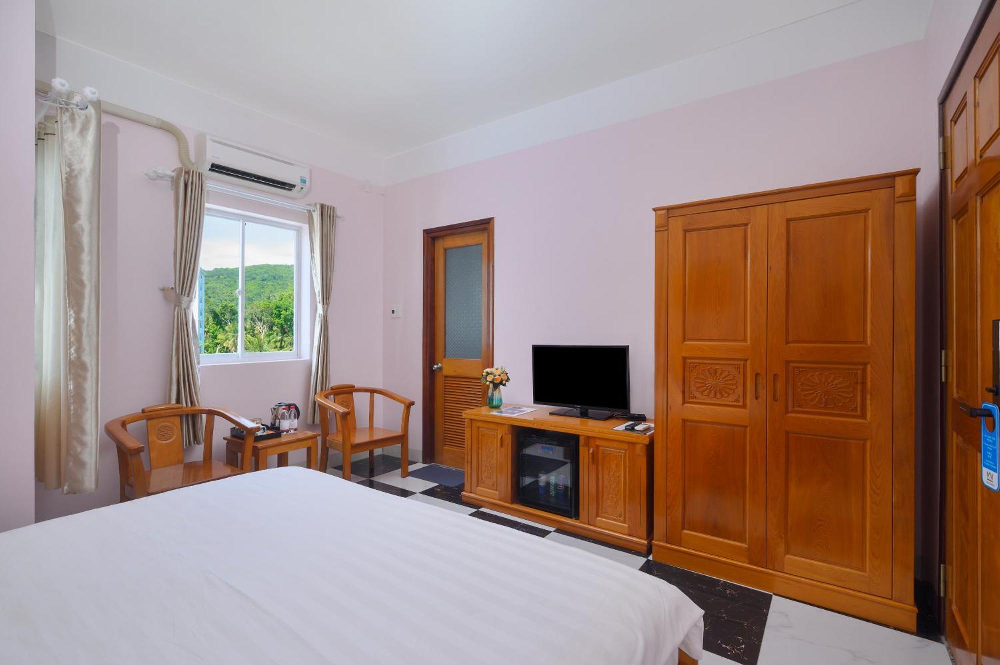Luxy Park Hotel - Phu Quoc Centre Exterior foto